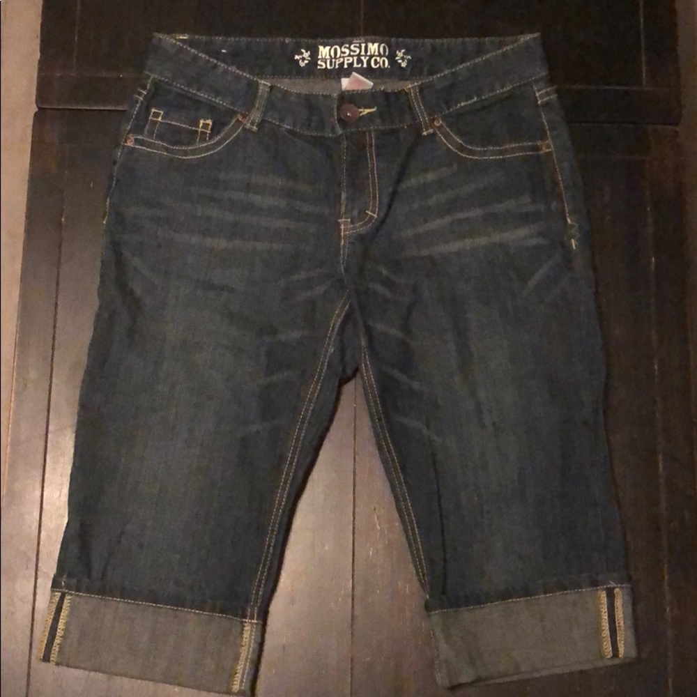 NWOT Mossimo denim capris size 9, fit 6